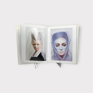 Melvin Sokolsky, Seeing Fashion available at Fonfrege.com