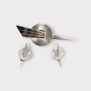 Space-Age Trifari Earrings at Fonfrege.com