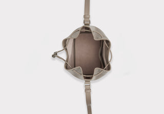 Eugénie Bucket Bag - Taupe Sahara