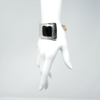 Modernist Onyx Cuff, Taxco Designer: unknown Material: 925 sterling silver, onyx Period: 1970s. Available at Fonfrege.com