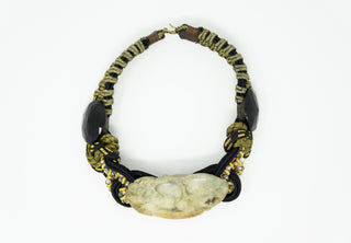 Chinese Choker Necklace, Alex & Lee circa 1979 – 1981. Available at Fonfrege.com